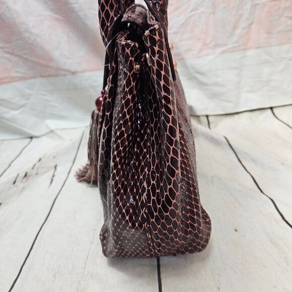 LA GIOE di TOSCANA The Italian Collection Snake Croc Print Patent Leather Bag - Picture 14 of 15